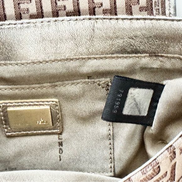 Fendi Rare Metallic Shoulder Bag - Picture 10 of 12